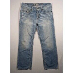 Buckle BKE Jeans Mens 33R Blue Denim Jake Boot Leg Light Wash Casual Classic